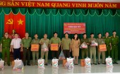 GẶP MẶT, TẶNG QUÀ TẾT CHO LỰC LƯỢNG BẢO VỆ DÂN PHỐ VÀ CÔNG AN VIÊN 7 XÃ PHƯỜNG