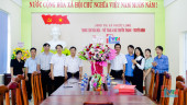 LÃNH ĐẠO THỊ XÃ PHƯỚC LONG THĂM, CHÚC MỪNG KỶ NIỆM 100 NĂM NGÀY BÁO CHÍ CÁCH MẠNG VIỆT NAM