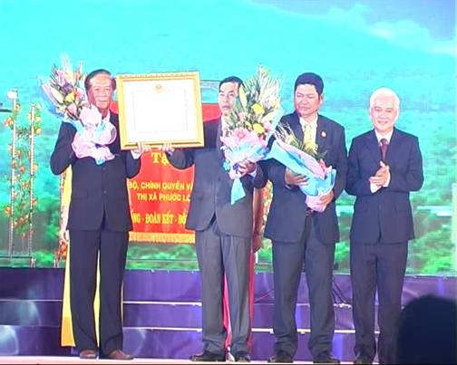 Phước Long kỷ niệm 40 năm ngày giải phóng Phước Long và đón nhận huân chương độc lập hạng 3